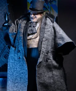 Batman Returns – 1/4 Scale Action Figure – Mayoral Penguin (Danny DeVito) By NECA