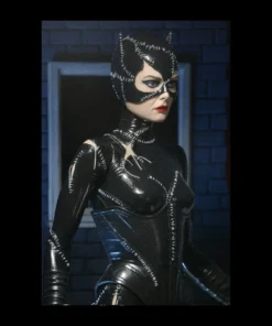 Catwoman: Batman Returns – 1/4 Scale Action Figure – Catwoman (Michelle Pfeiffer) By NECA