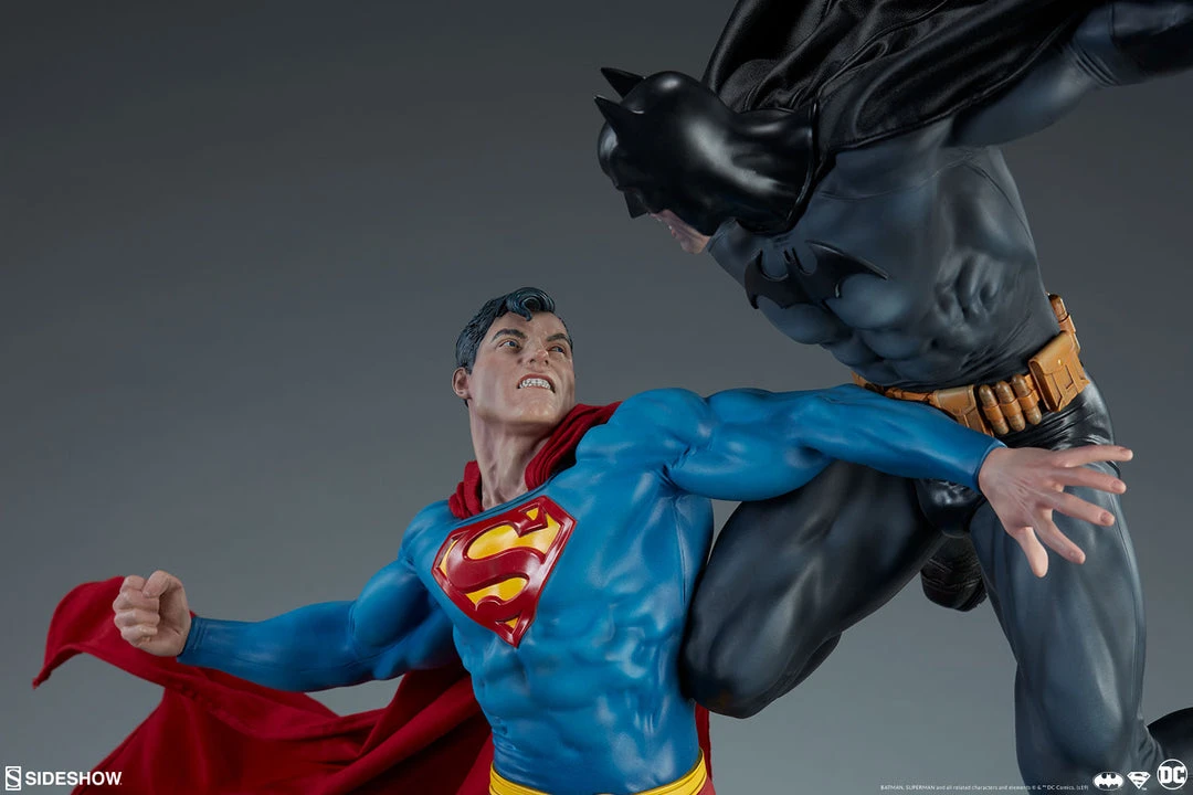 Brand new ✨ Batman Vs Superman Diorama By Sideshow Collectibles Collector Edition 🔔 23 Batman Vs Superman Diorama By Sideshow Collectibles Collector Edition