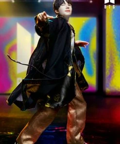 SUGA Deluxe Statue By Sideshow Collectibles BTS Idol Collection