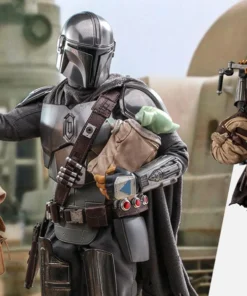 Hot Toys The Mandalorian™ And Grogu™ Sixth Scale Figure Set