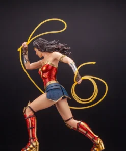 Wonder Woman (1984) Statue By Kotobukiya ARTFX
